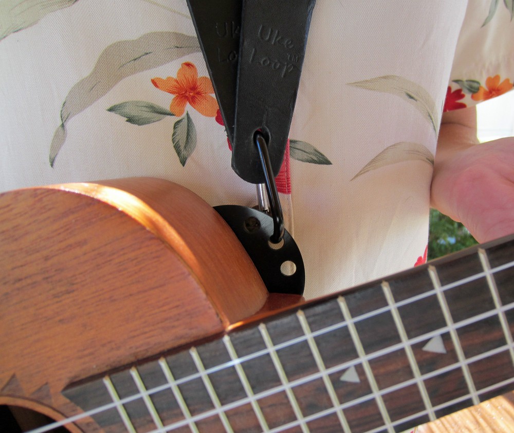 UkeLoop Strap System Hands Free. Two additional support plates, included!