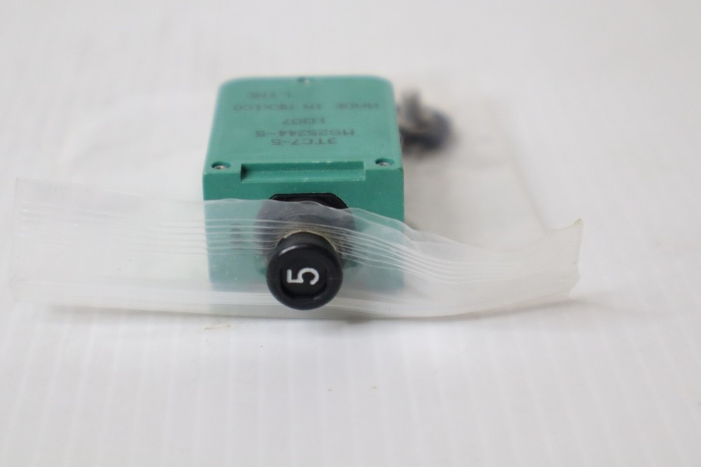 MS25244-5 Circuit Breaker Switch 3TC7-5 - New (40 Available)