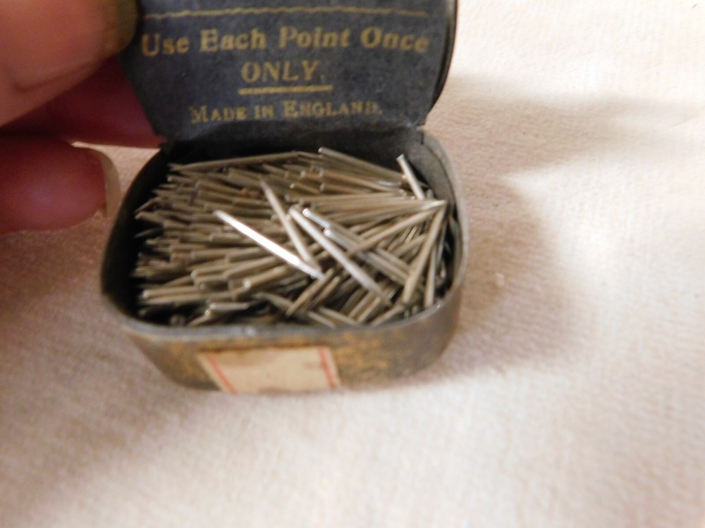 Gramophone phonograph needles Sphinx Needle Tin *