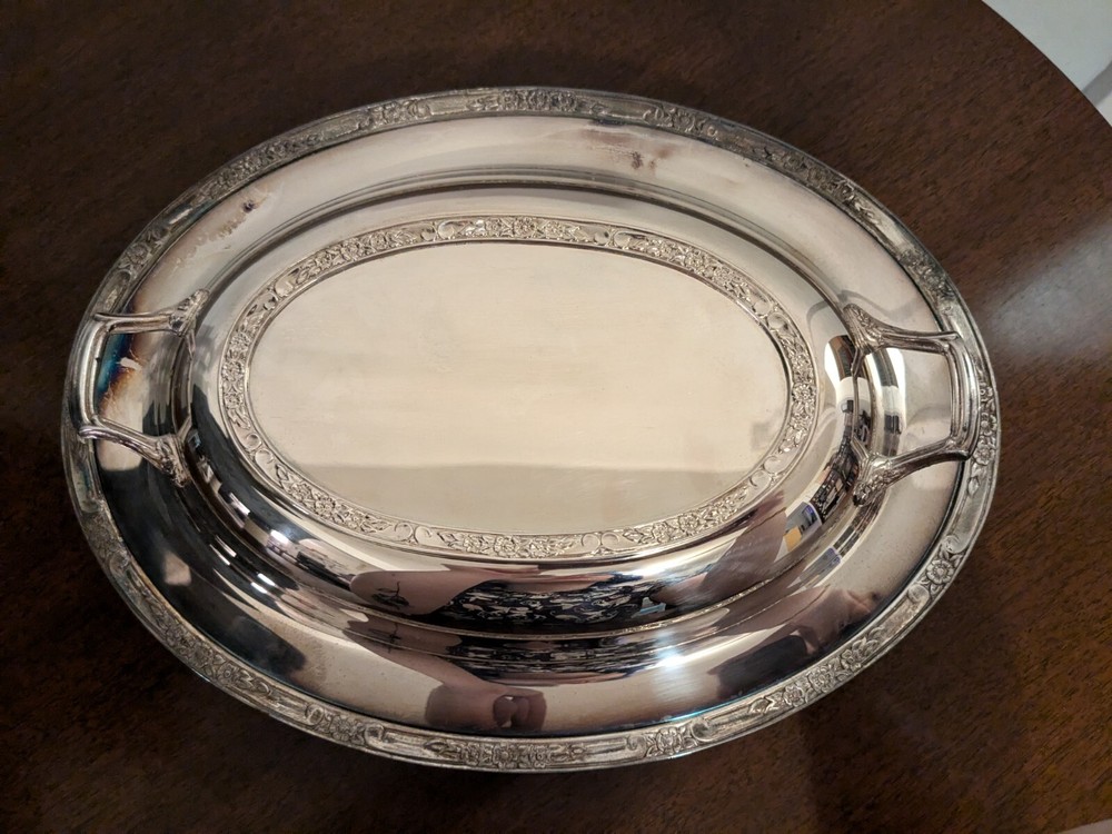 Vtg Silver Plated Serving Dish W/ Lid And Handles