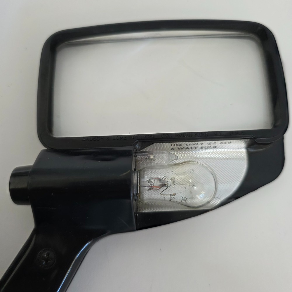 Vintage Bausch & Lomb Illuminated Rectangular Reader Lighted Magnifying Glass