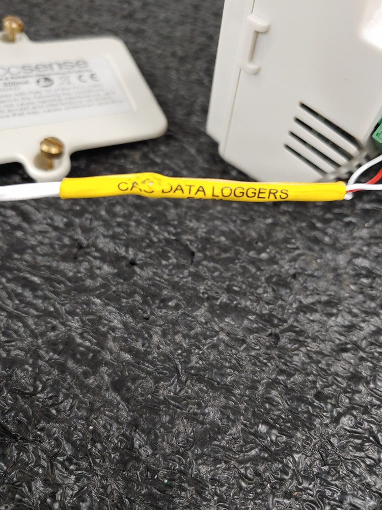 ACCSENSE A1-13 Wireless Temperature Data Logger Pod w E1-21 Temperature Probe