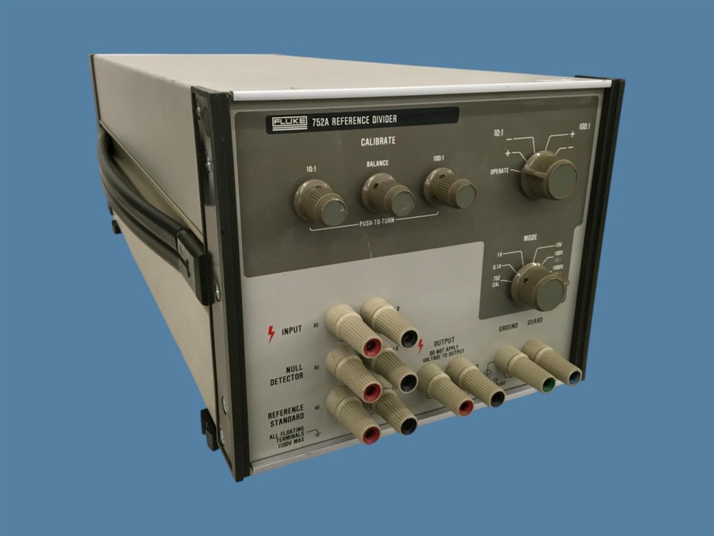 Fluke 752A Reference Divider