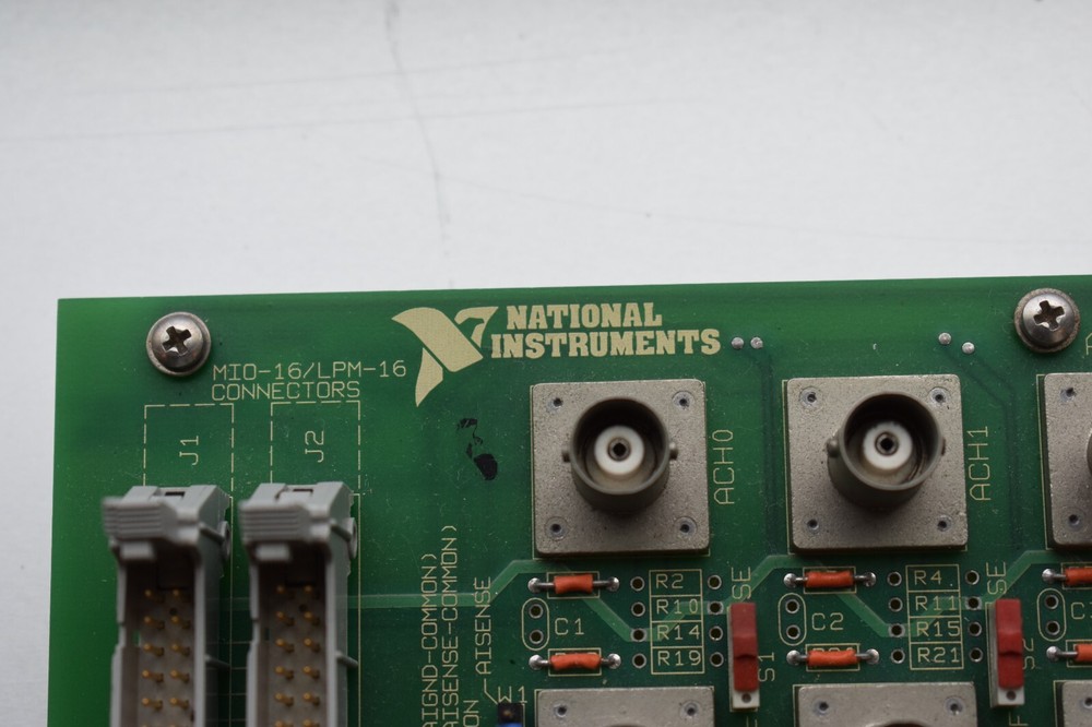 National Instruments BNC-2080 