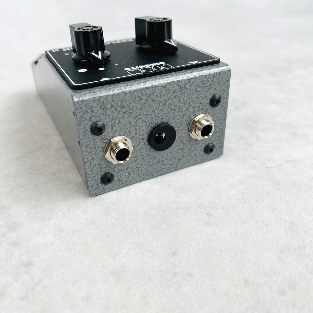 Fish Circuits Exploration #1 Fuzzstortion Pedal - Silver