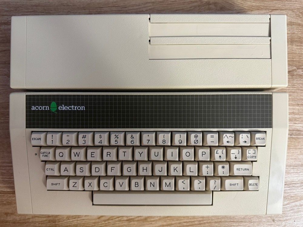 Plug & Play Acorn Electron Computer w/Plus 1, Mega Game and View Carts