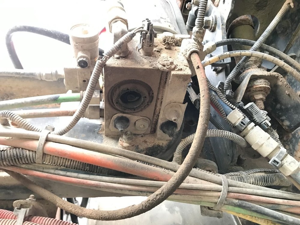 Bendix AD-IS Air Dryer - Used