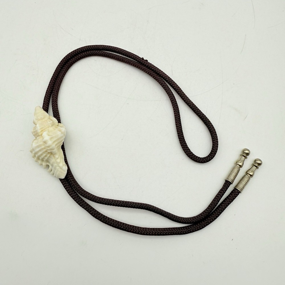 Seashell Brown  Rope Bolo Tie with Silvertone Tips