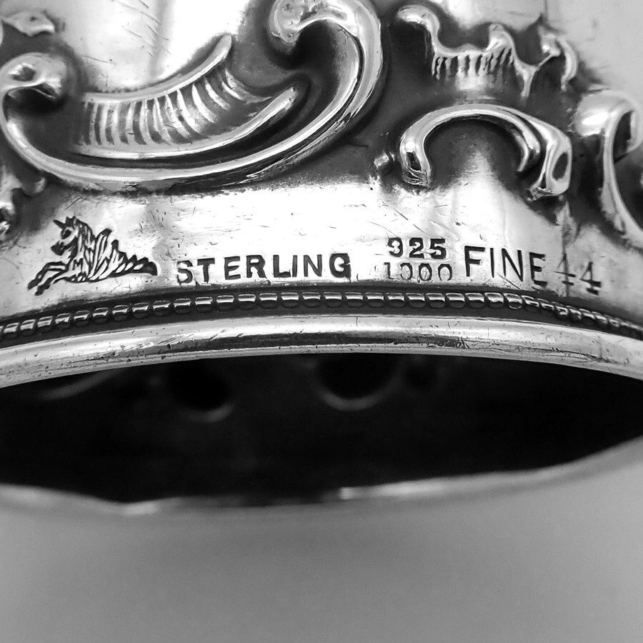 Repousse Scroll Napkin Ring Mauser Sterling Silver 1890s Mono JWC