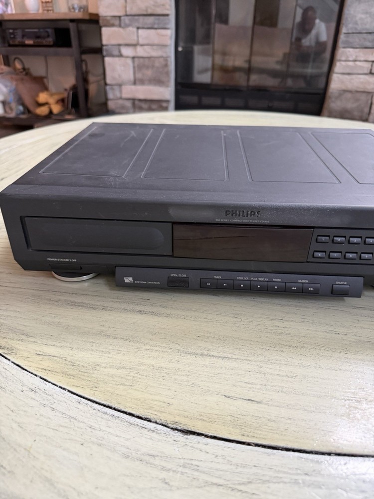 Philips CD910 Compact Disc CD Player (read)