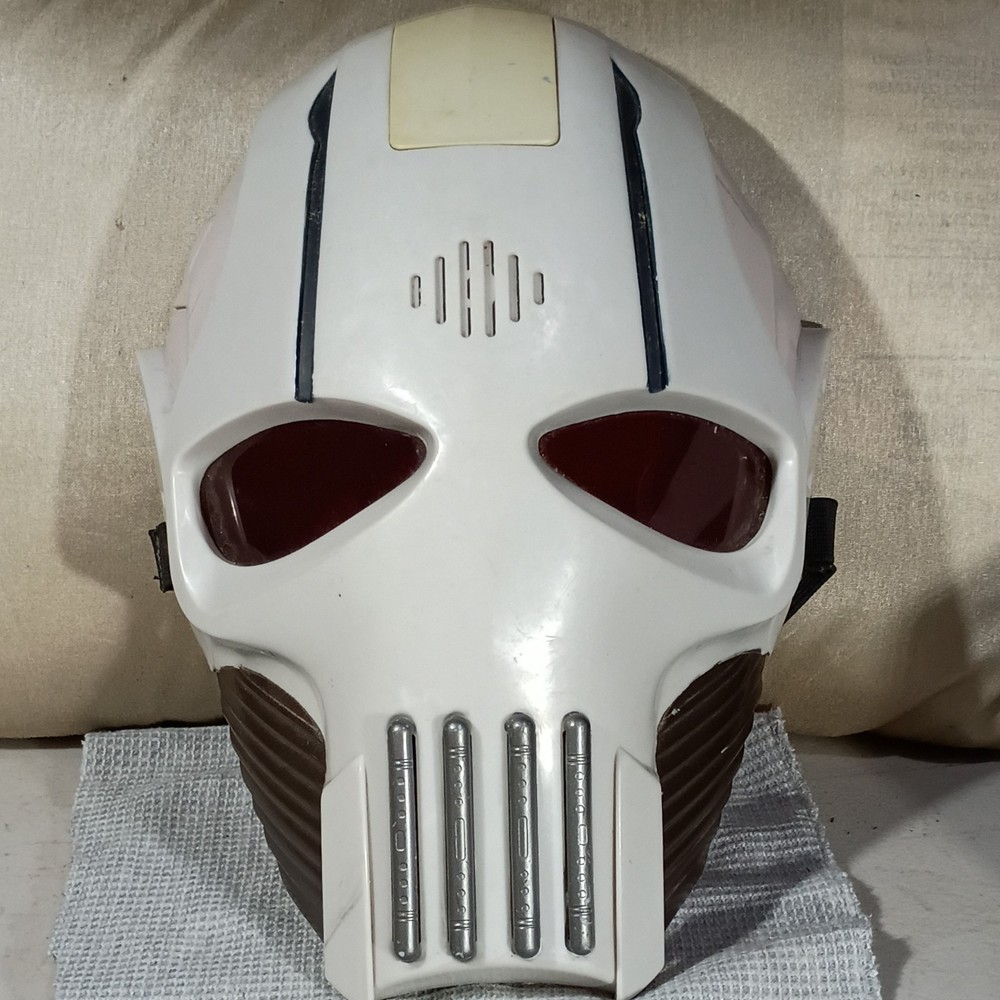 Star Wars General Grievous Talking Mask Clone Wars Missing Ears 2011 Hasbro