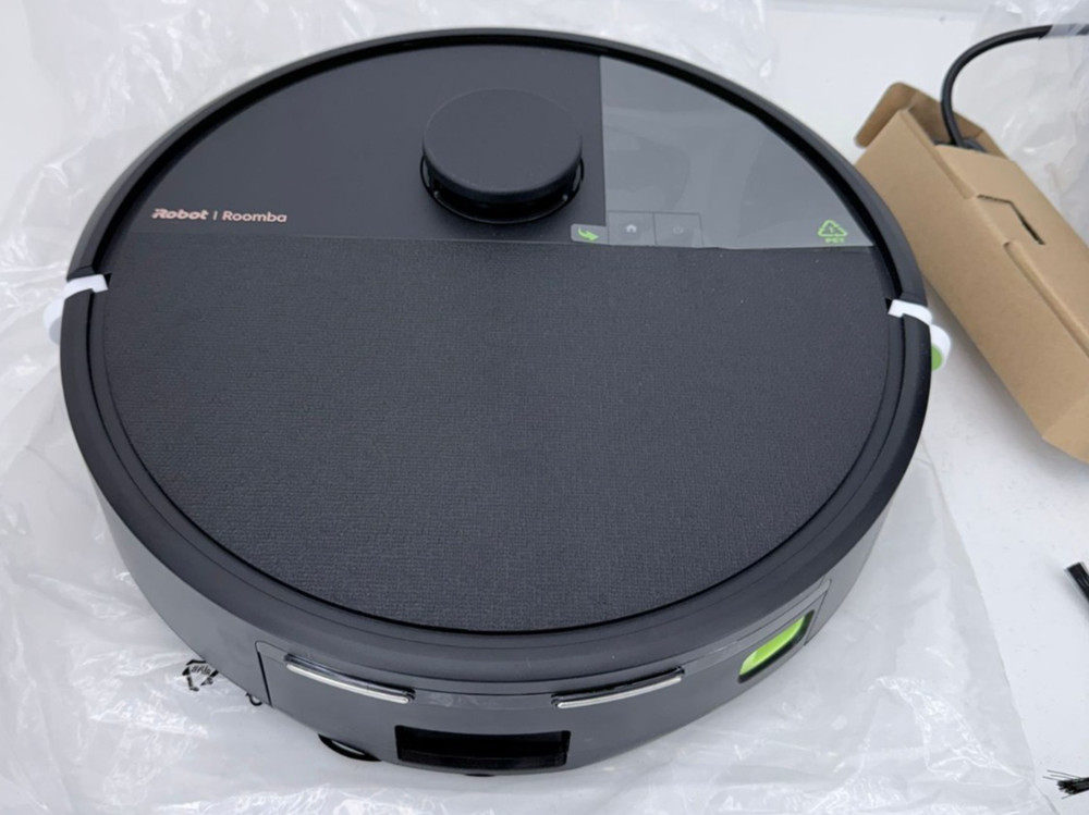 iRobot - Roomba Max 705 Vacuum + AutoEmpty Dock