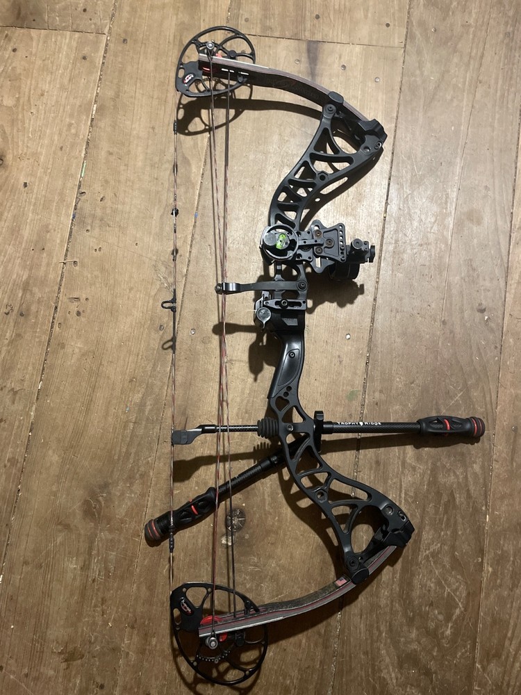 Bowtech Destroyer 350