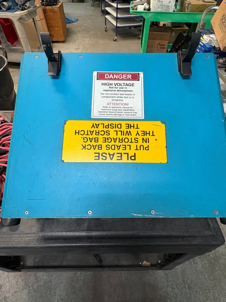 MEGGER BAKER SKF AWAIV-12 STATIC MOTOR ANALYZER
