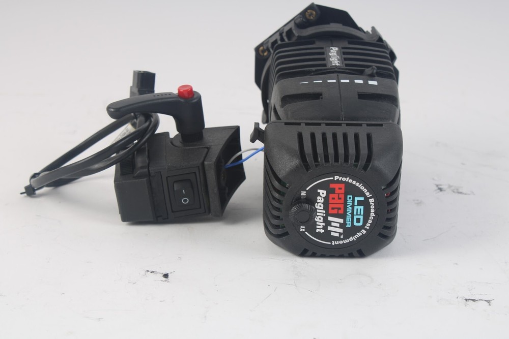 PAG PagLight 9965LD Professional Camera Light With 9997D LED Dimmer Unit