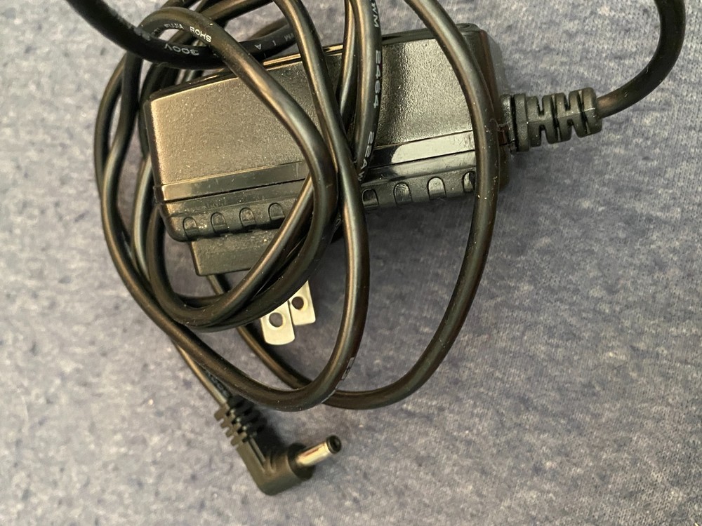 Mini Projector Rohs High Resolution LED projector W/Remote bundle Instructions