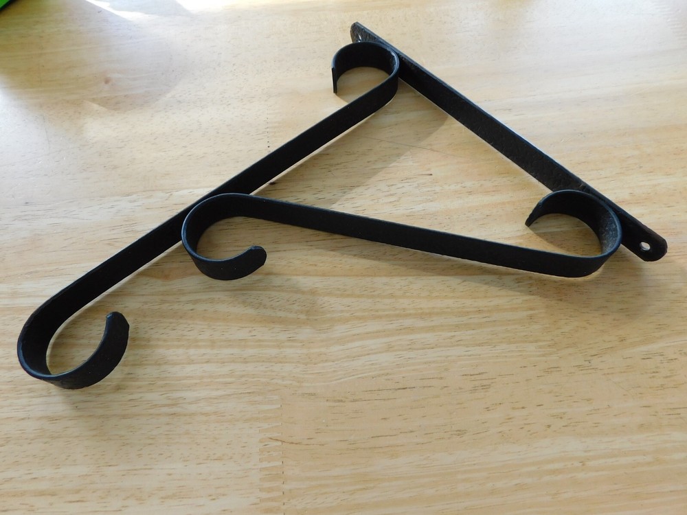10 1/2" BLACK WROUGHT IRON BRACKET HANGER HANGING