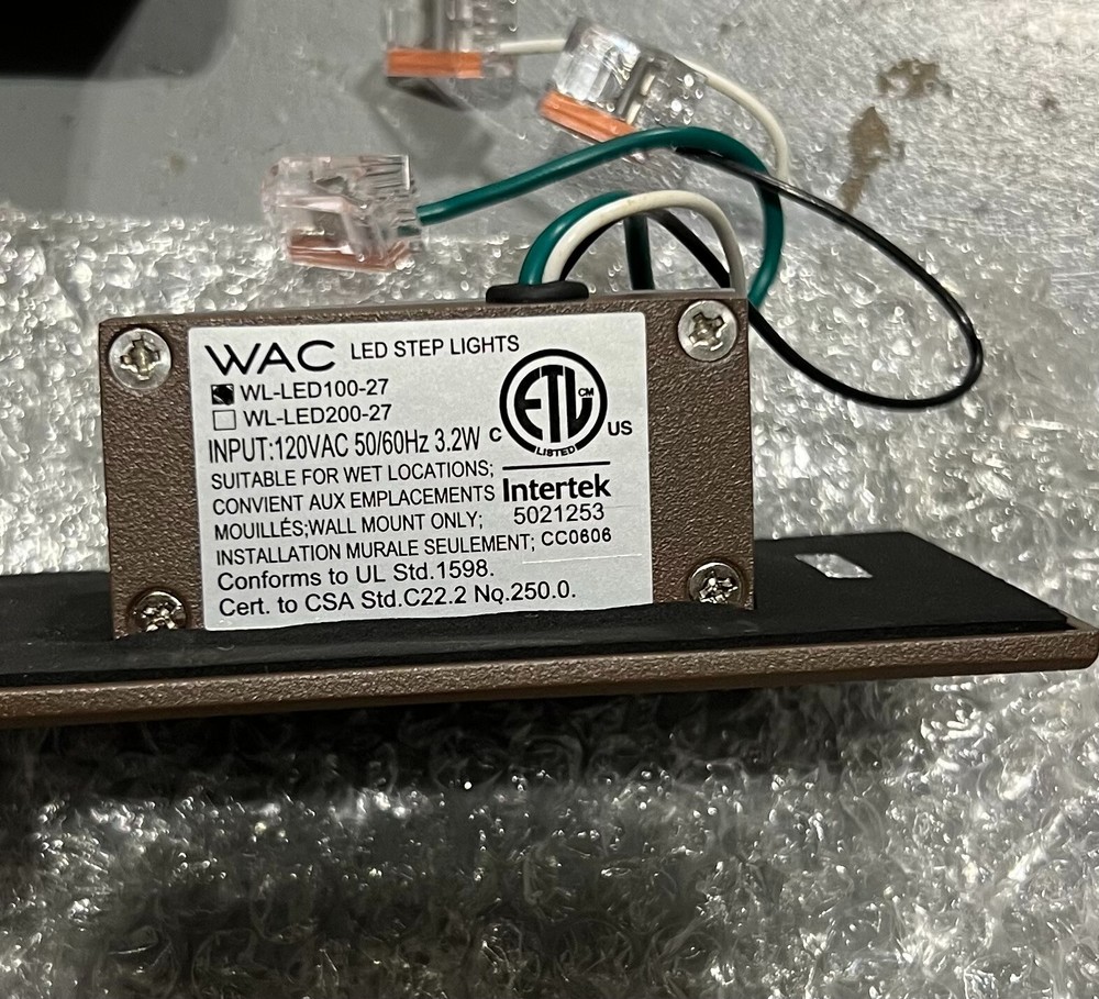 WAC WL-LED100-27-BZ LED Horizontal Step light
