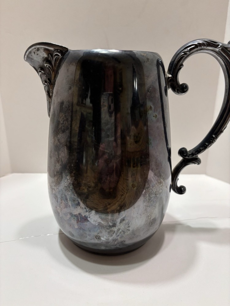 Vintage Wm Roger’s Silverplated Pitcher