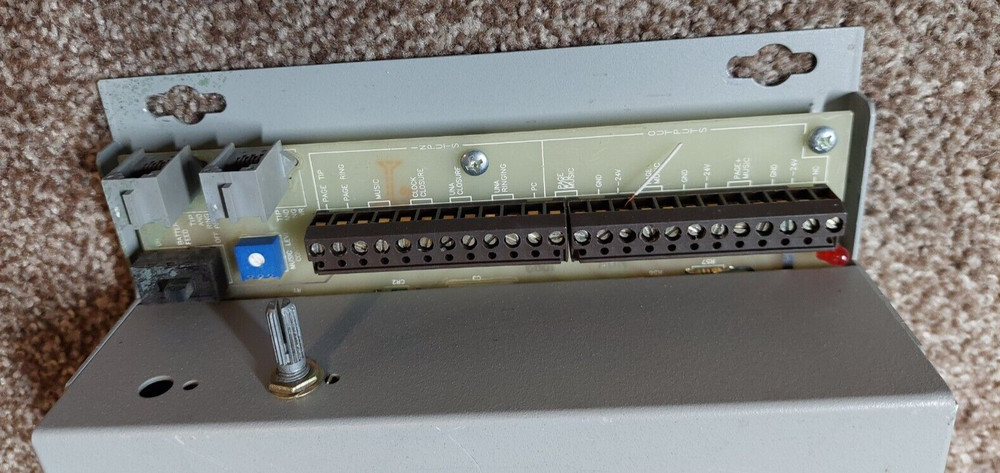 Valcom V-2001 Single Zone Page One Way Control Unit