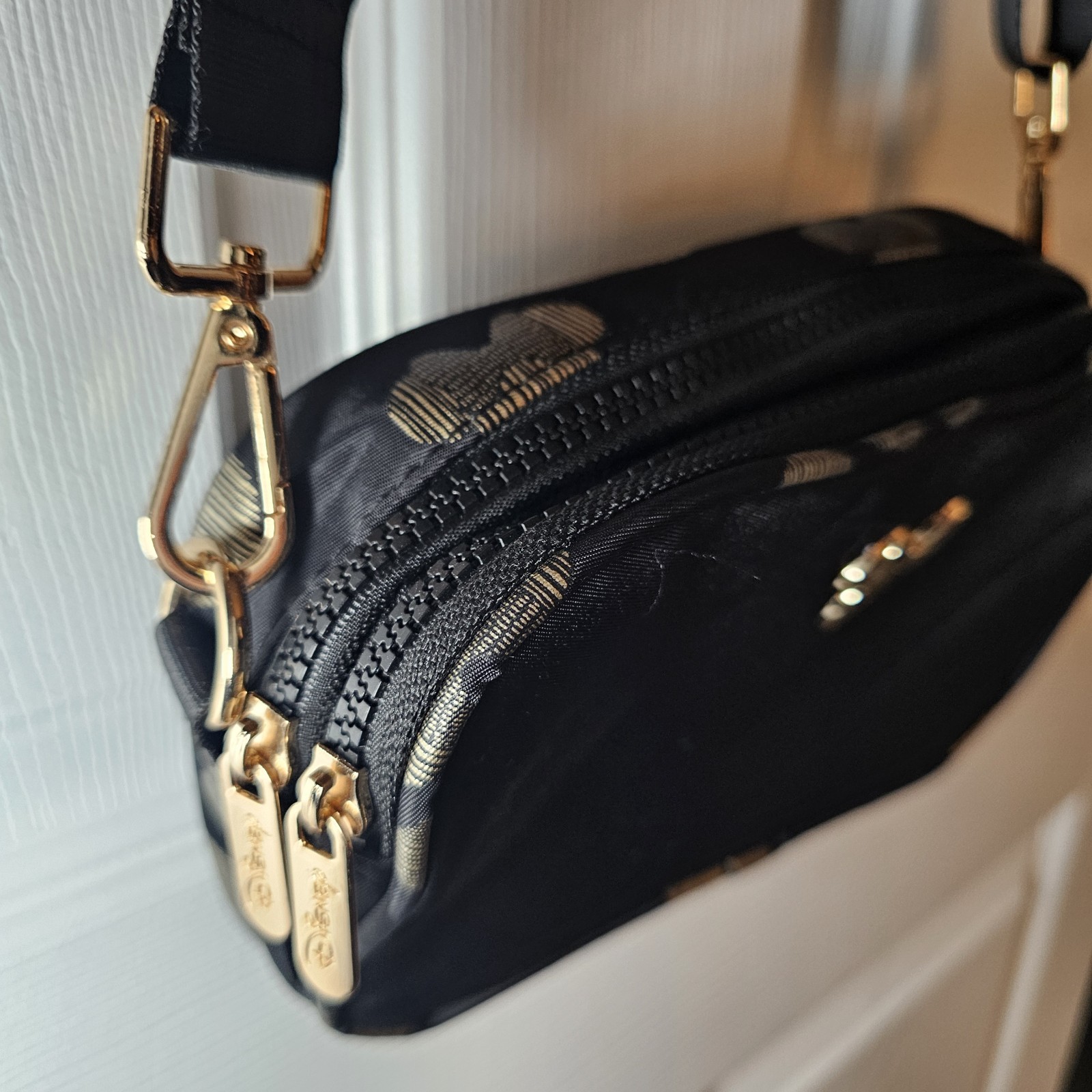 Disney Minnie Mouse Black Belt Bag Crossbody