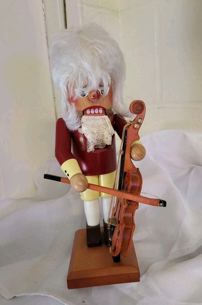 Steinbach Nutcracker Mozart Playing A Chello