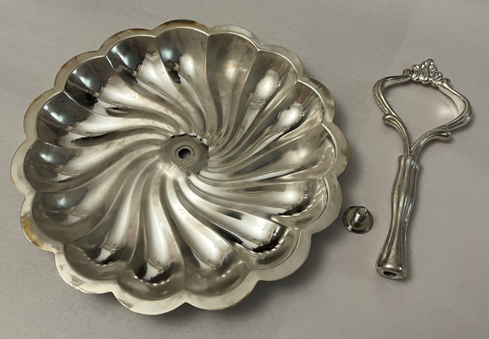 Old Hampshire Silversmiths Silverplated Scalloped Server New In Box-Open For Pic