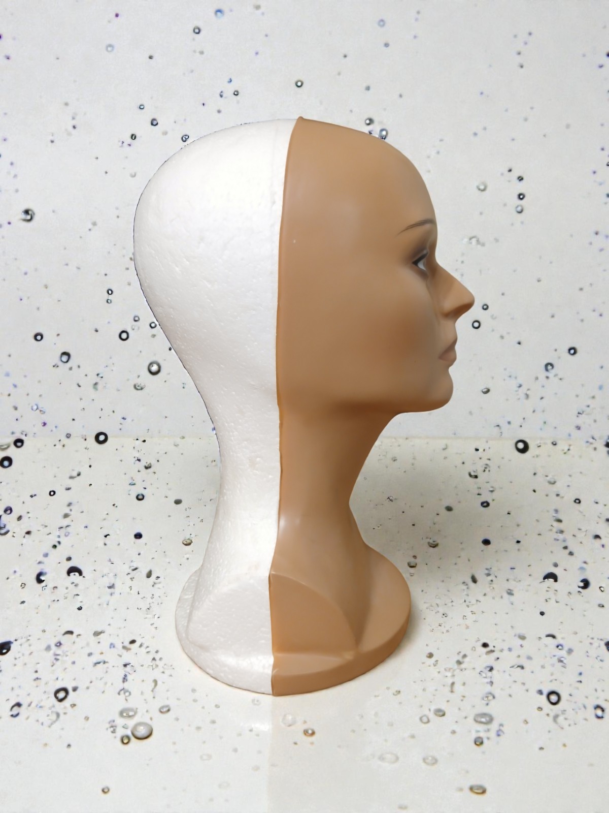 FEMALE MANNEQUIN WIG DISPLAY HEAD. WIG HOLDER. FOAM WIG HEAD