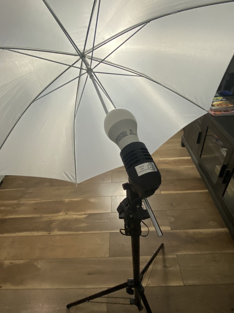 LimoStudio 33-inch Diameter White Umbrella Reflector Diffuser Kit (2 Set)