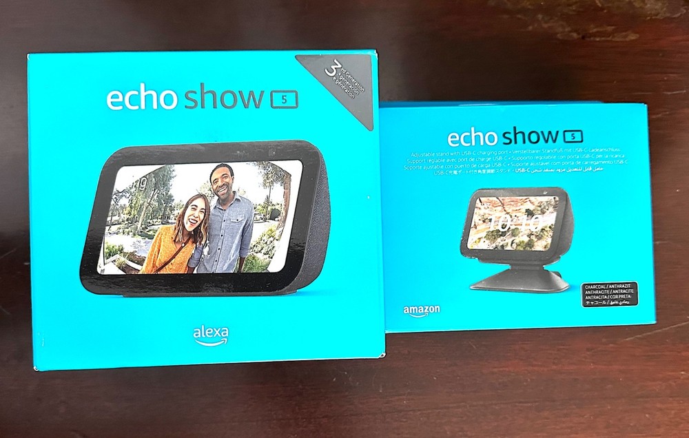 NEW SEALED Amazon Echo Show 5 (3rd Gen) Charcoal with Adjustable Stand