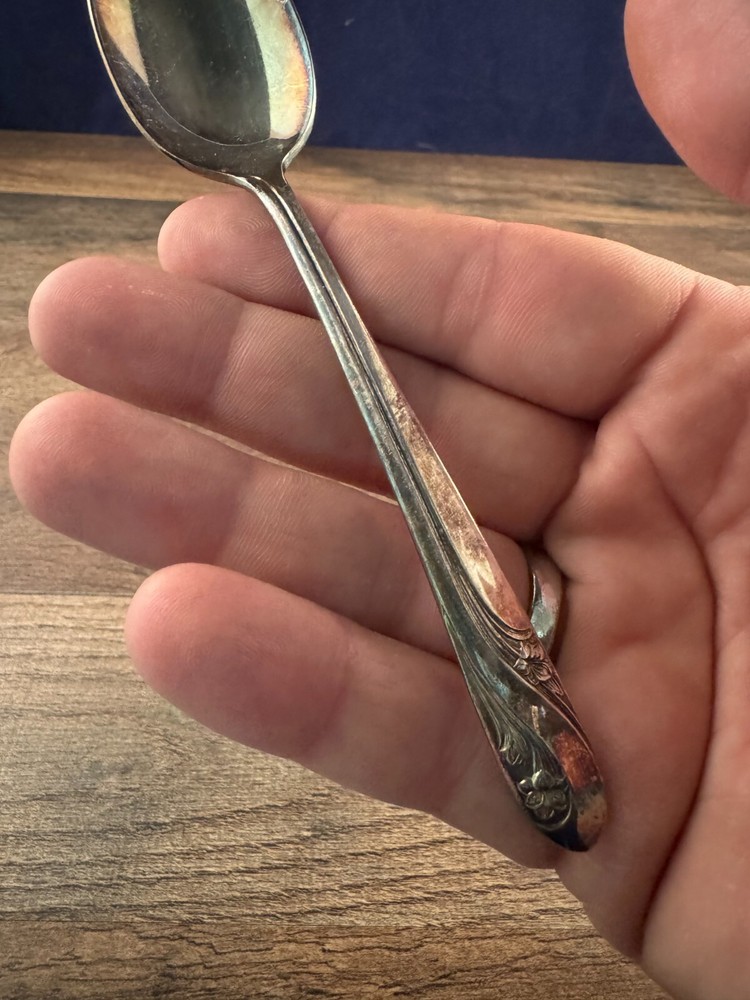 Holmes & Edwards Teaspoon Silverplated Romance Pattern