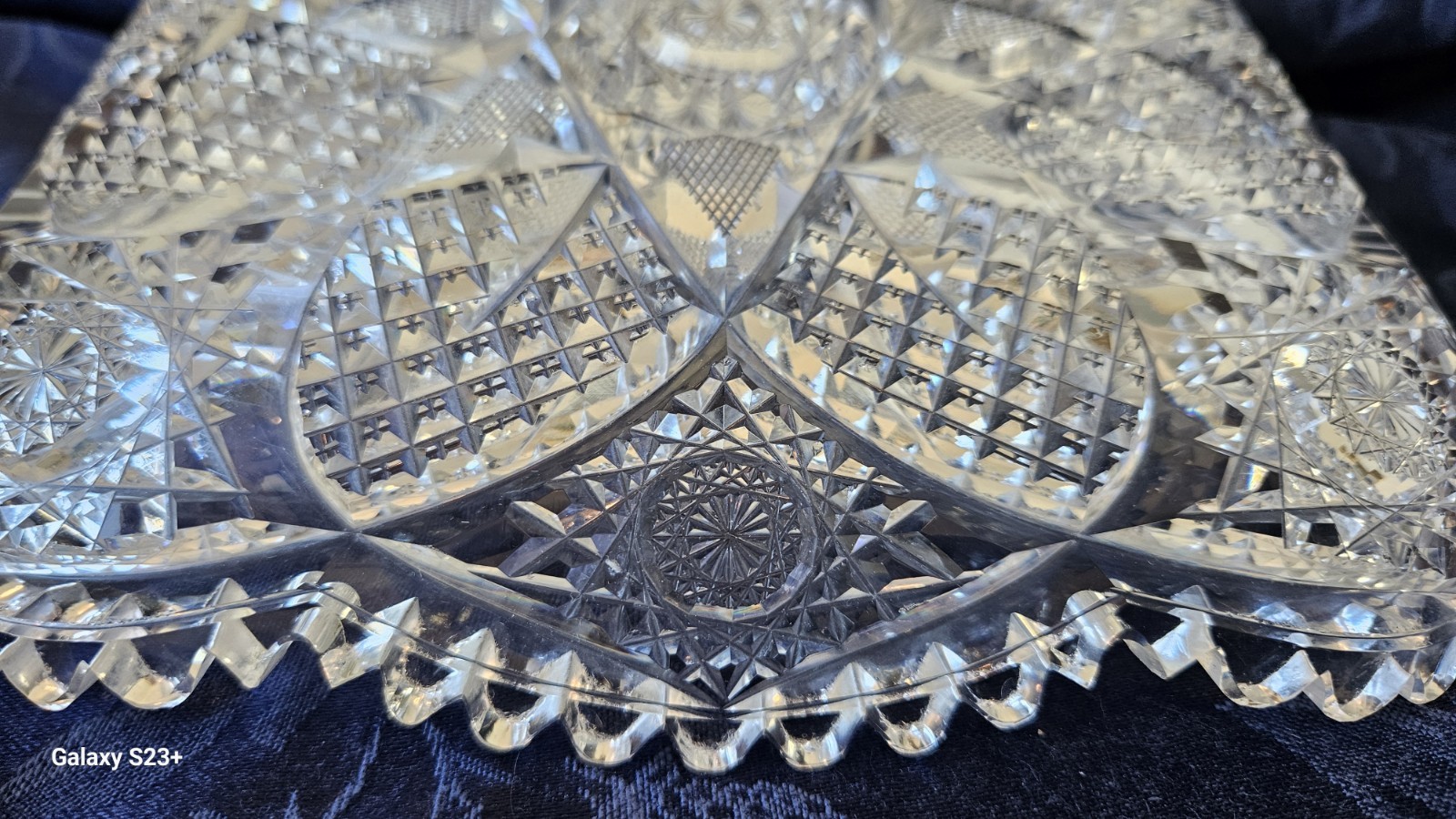 Hawkes "Aberdeen" pattern American Brilliant Cut Glass low dish w sawtooth Rim