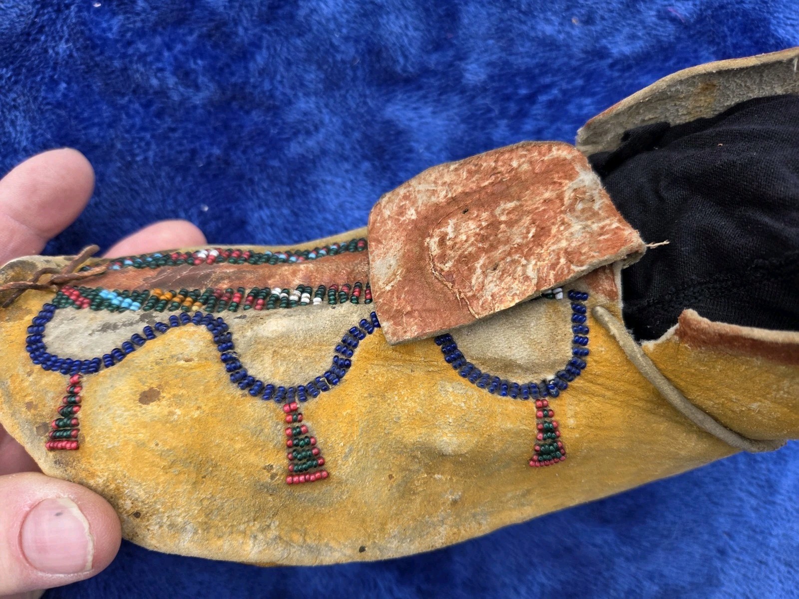 1880 KIOWA APACHE MOCCASINS