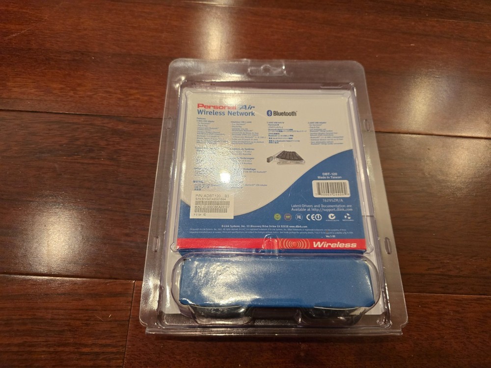 D-link DBT-120 Bluetooth 2.0 USB Wireless Adapter For PC and MAC NEW IN BOX