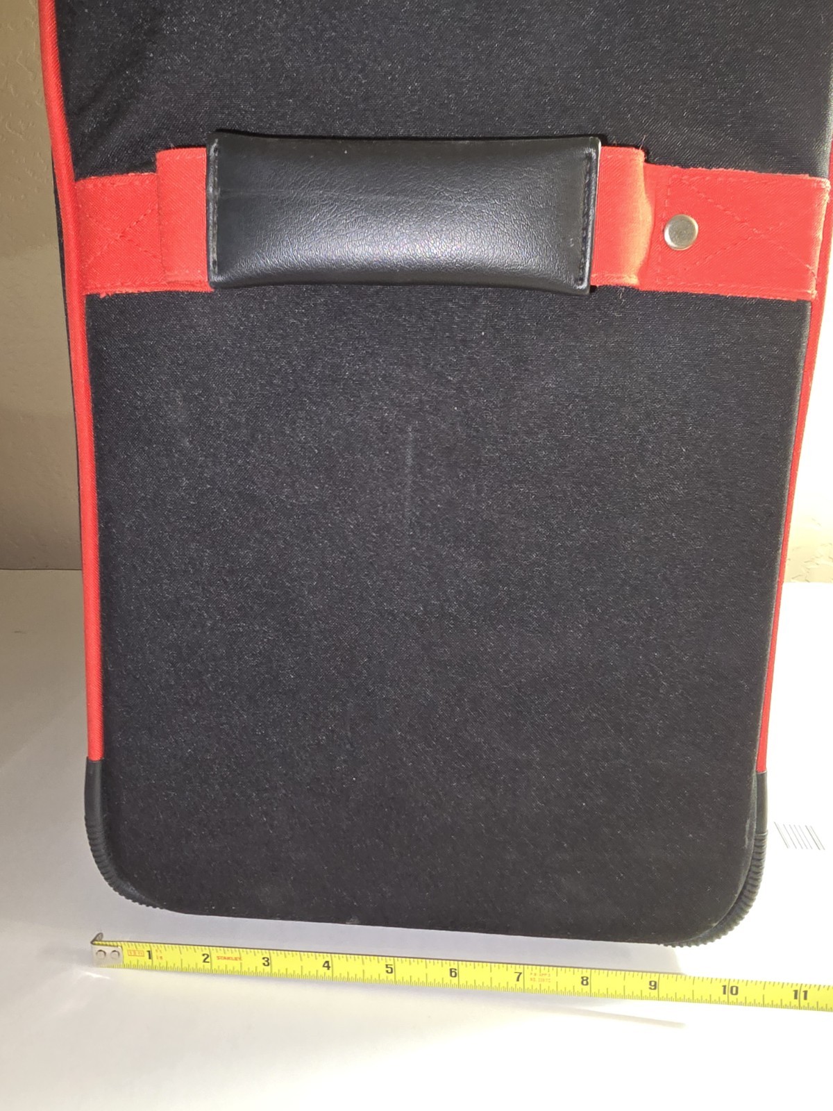 Nice Bernina Large Sewing Machine Luggage Carrying Bag Black & Red Case