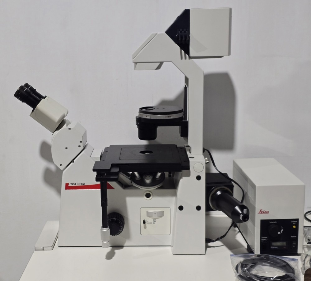 Leica DMIRB Phase and Modulation Contrast Fluorescence Inverted Microscope