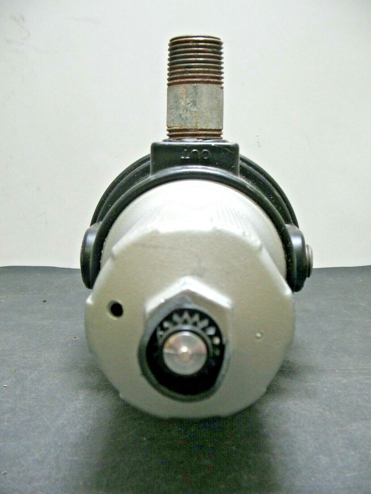 Master pneumatic Detroit Filter Regulator CFDR100 *USED*