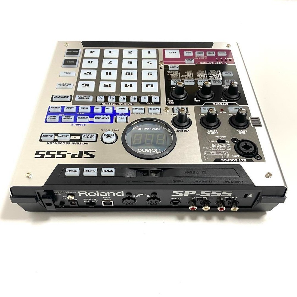 Roland SP-555 Creative Sampler Effector Digital DJ Turntable Performance Effects