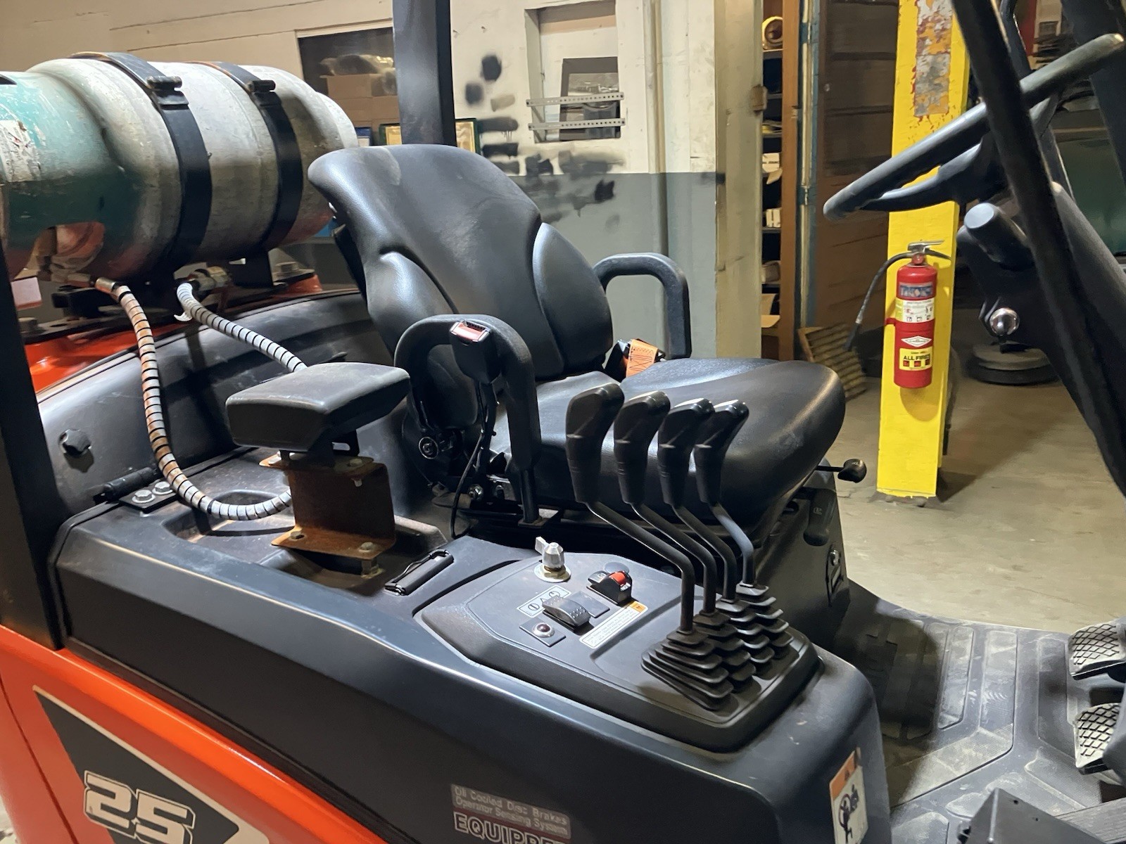 2023 Doosan 5000 LB Forklift With Side Shift and Triple Mast 4 Ways LPS Rated