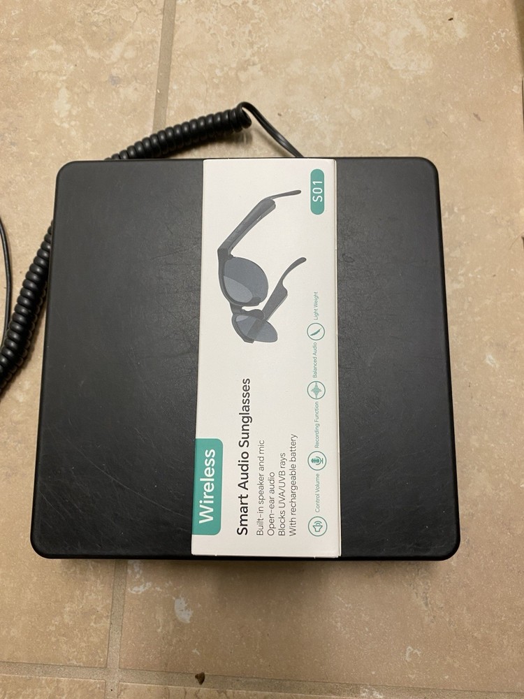 Sunglasses & Bluetooth Glasses