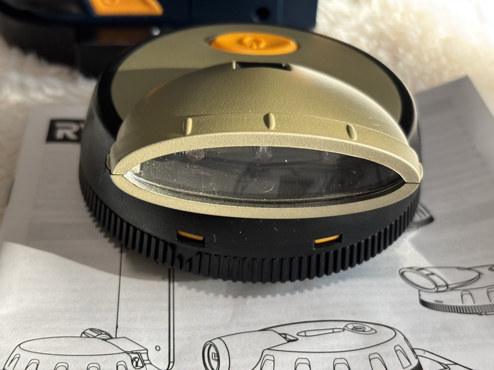 RYOBI AIRGRIP MULTITASKIT LASER LEVEL FALSHLIGHT MULTI TASK KIT  EMM0001