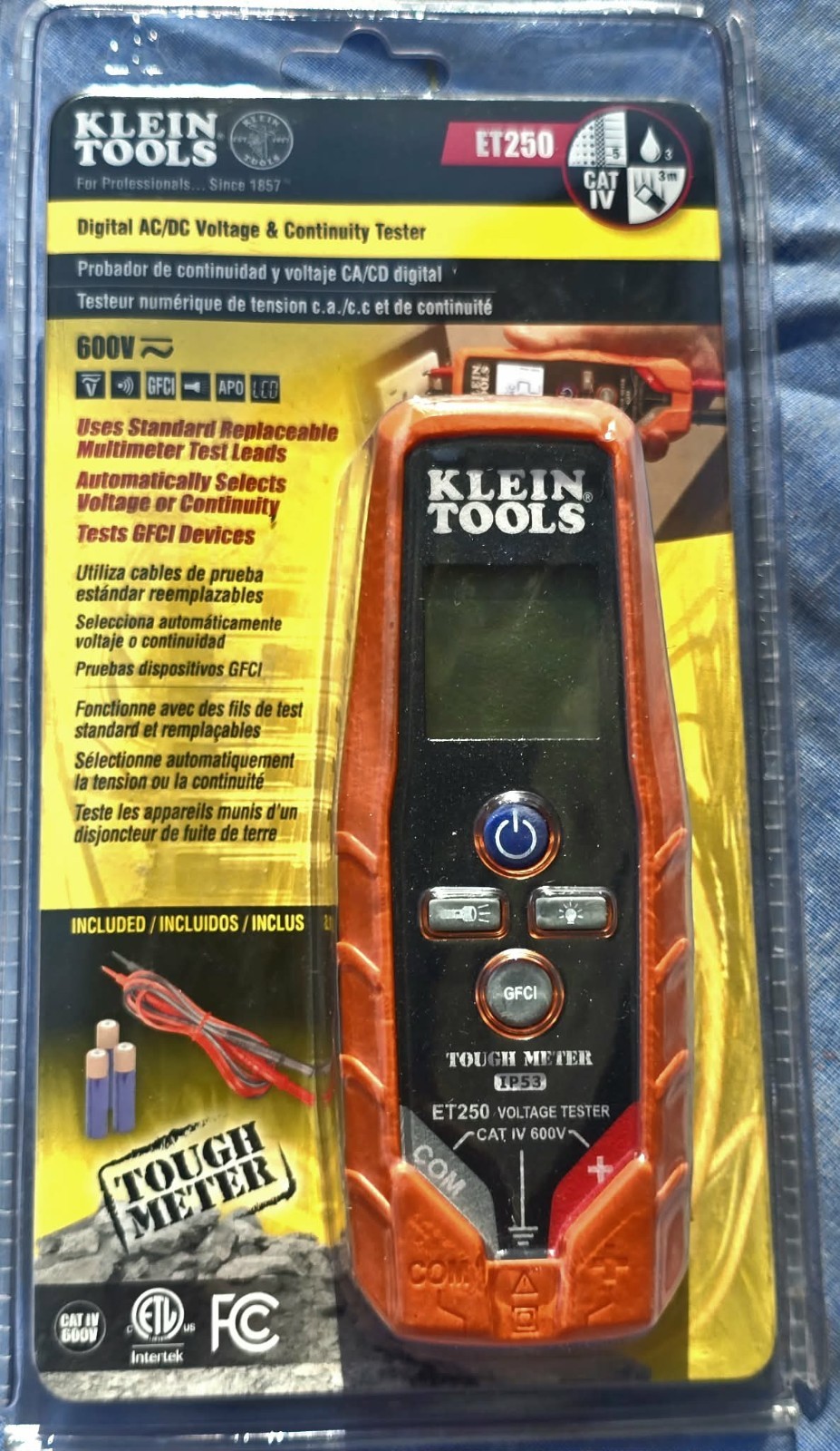 Klein Tools Digital AC/DC Voltage & Continuity Tester ET250 SEALED NEVER USED.