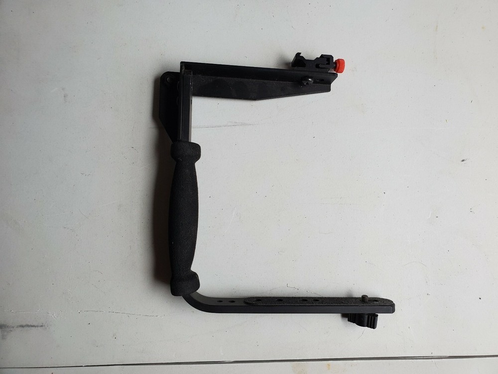 Stroboframe QuickFlip 350 Flash Bracket (310-635)