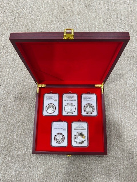 Wooden 5 NGC-Coin Display & Storage Box Case – Premium Collector Coin Holder NGC