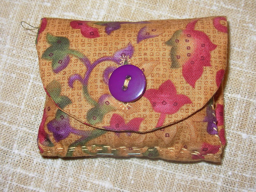 18th Century Housewife Sewing Kit (Needlework Pattern)