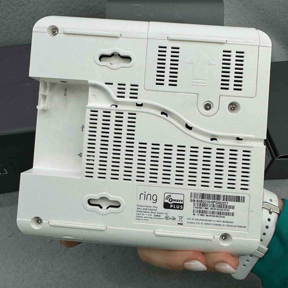 Ring Security System Bundle Motion Detector Solar Panel Install Acessories + Mor