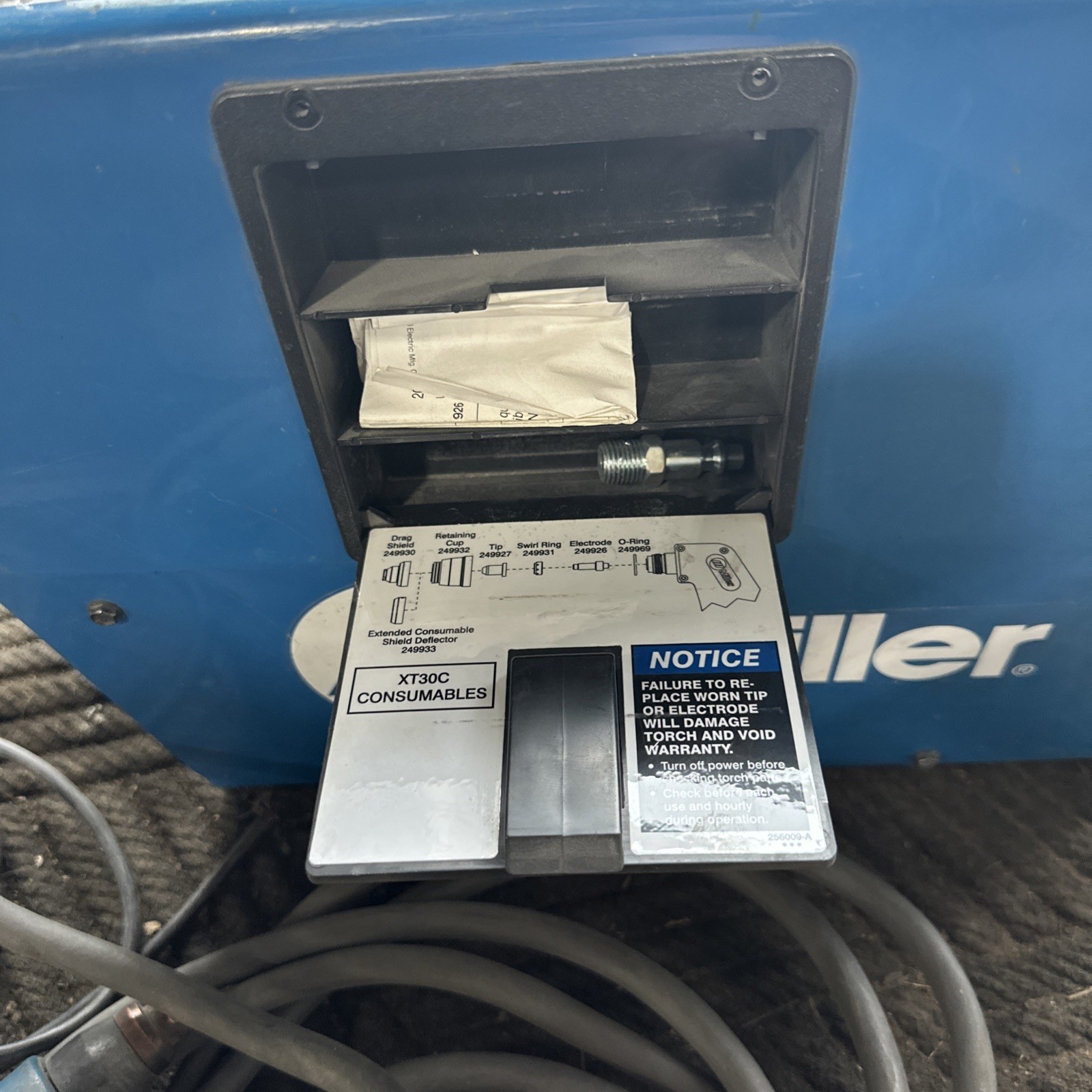 Miller Spectrum 375 Plasma Cutter with XT300 Torch Not Tested, Missing Powercord