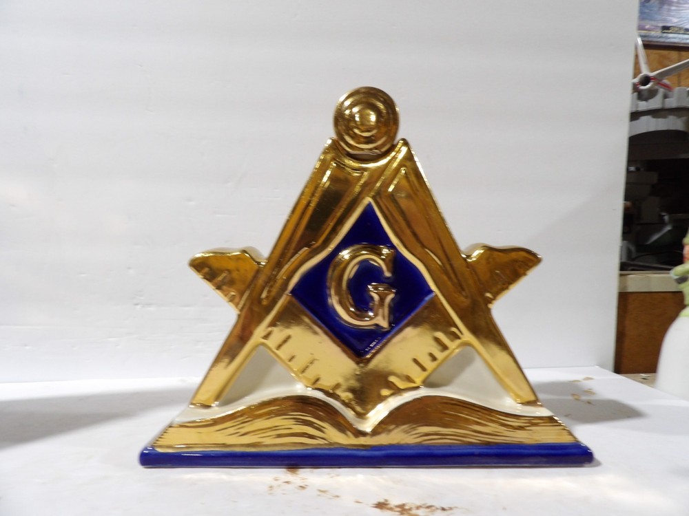1971 Masonic Decanter Decanter
