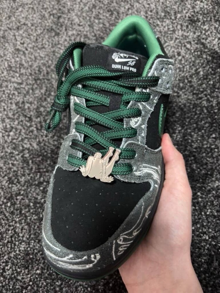 Nike SB Dunk Low There Skateboards