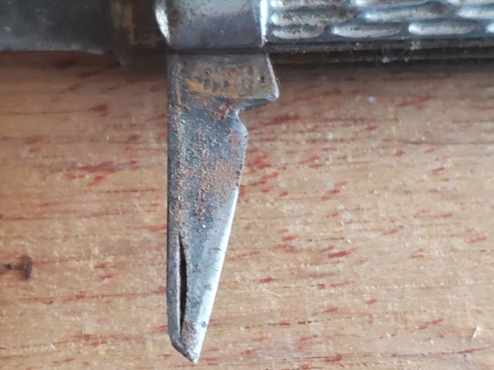 Vintage IMPERIAL 2 Blade Folding Pocket Knife Metal Handles NO Snap Rough Bad